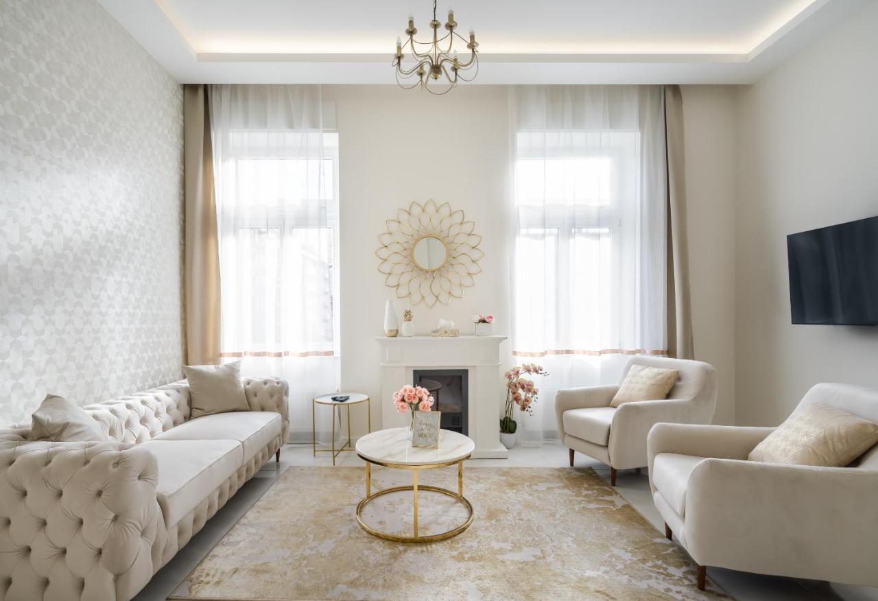 Bpr Etienne Charming Apartment Budapest Eksteriør billede