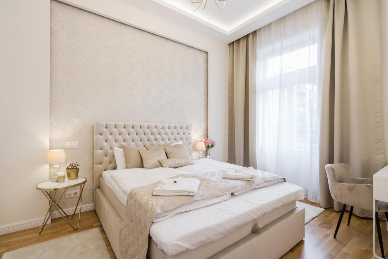 Bpr Etienne Charming Apartment Budapest Eksteriør billede